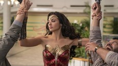 Hãng Warner Bros. quyết định đẩy lịch bộ phim mới nhất thuộc Vũ trụ siêu anh hùng DC tới tháng 8
