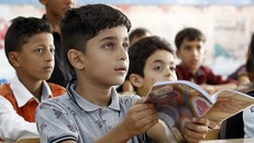 Jordan cho phép các trường tư thục của nước này được mở cửa. Ảnh: AP.