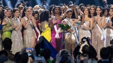 Miss Universe 2020 thông báo hoãn thi do ảnh hưởng của Covid-19