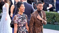 Chadwick Boseman bí mật kết hôn với bạn gái lâu năm Taylor Simone Ledward.