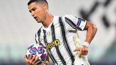 Ronaldo được xác nhận âm tính với virus corona sau lần xét nghiệm thứ tư. Ảnh: Getty Images.