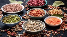 Vì sao người ăn ít thịt sẽ khỏe mạnh hơn khi về già?