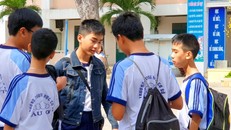 Học sinh tỉnh Khánh Hòa đi học từ ngày 17/2. Ảnh minh họa: An Bình.