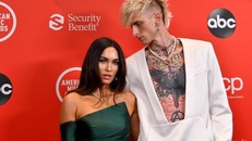 Megan Fox phản hồi về phát ngôn không muốn đeo khẩu trang nơi công cộng. Ảnh: Billboard.