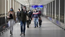 Đức kéo dài lệnh phong tỏa đến 18/4