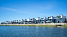 Nhà ở ven sông, cận sông được ưa chuộng bởi tiềm năng tăng giá vô cùng lớn trong tương lai. Ảnh: Dự án Regal One River. 