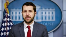 Cố vấn kinh tế Nhà Trắng Brian Deese. Ảnh: Reuters