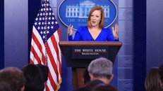 Thư ký báo chí Nhà Trắng mắc COVID-19