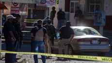 Bạo lực lan rộng ở nhiều thành phố biên giới của Mexico