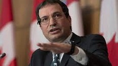 Tranh cãi về công tác bảo vệ các loài thủy sinh có nguy cơ tuyệt chủng tại Canada