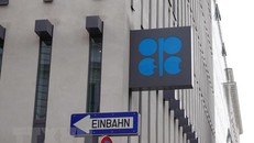 Giá dầu thế giới giảm trước thềm cuộc họp của OPEC+