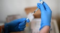 Vaccine của Cuba hiệu quả trong phòng chống ung thư gan và buồng trứng