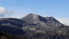 Colombia sơ tán người dân phòng ngừa núi lửa phun trào