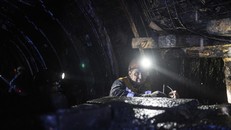 Một thợ mỏ tại Dnipropetrovsk. Ảnh: AP