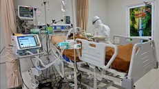 Indonesia gia tăng các ca nhiễm COVID-19 do biến thể phụ mới Arcturus