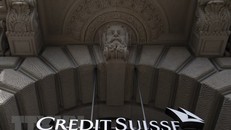 EC 'bật đèn xanh' cho thương vụ UBS mua lại Credit Suisse