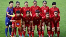 Tuyển thủ Ngân Thị Vạn Sự khẳng định 'toàn đội đều hy vọng được cống hiến vì màu cờ sắc áo'