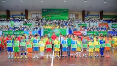 Nestlé MILO trao tặng 16 suất học bổng 'Có chí thì nên' tại Giải bóng đá Nhi đồng (U11) toàn quốc 