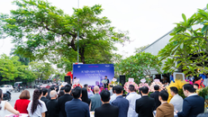 Lễ ra mắt nhà mẫu Gem Park thu hút sự sự quan tâm của đông đảo khách hàng.