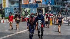 Giới chuyên gia Malaysia đề xuất các biện pháp kiểm soát COVID-19