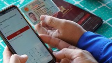 Kiểm tra thông tin qua VNeID có giá trị như kiểm tra trực tiếp giấy tờ