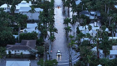 Thách thức lớn tại Mỹ khi bão chồng bão