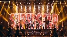 Sân khấu Anh Trai Vượt Ngàn Chông Gai thu hút người hâm mộ 