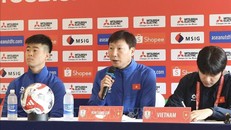 Huấn luyện viên Kim Sang Sik: Toàn đội đặt quyết tâm sẽ thi đấu hết mình