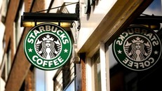 Starbucks Nhật Bản tiên phong sử dụng ống hút có nguồn gốc thực vật
