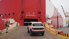 VinFast xuất khẩu 2.500 ô tô điện tới Indonesia