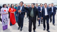 Thủ tướng đến thăm và làm việc tại Tổ hợp Trang trại và Nhà máy chế biến thịt bò Tam Đảo 