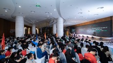 Sự kiện mở bán Boutique Collection của Vinhomes thu hút sự quan tâm của hàng trăm khách hàng 