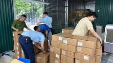Phát hiện hơn 5.000 lọ mỹ phẩm nhập lậu tại Gia Lâm, Hà Nội