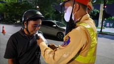 Siết chặt kiểm soát nồng độ cồn, số vụ tai nạn giao thông tại Hà Nội giảm mạnh