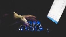 Quảng cáo độc hại "bủa vây" trẻ em New Zealand