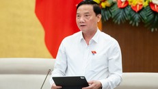 Phó Chủ tịch Quốc hội Nguyễn Khắc Định điều hành nội dung Phiên họp