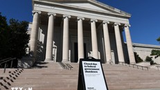 Triển vọng Chính phủ Mỹ mở cửa trở lại vẫn xa vời