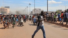 Vấn nạn buôn người và lừa đảo trực tuyến gia tăng tại khu vực Tây Phi