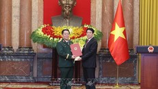 Chủ tịch nước trao quyết định bổ nhiệm Chủ nhiệm Tổng cục chính trị và thăng quân hàm Đại tướng, Thượng tướng