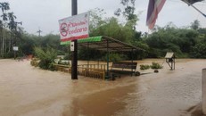 Mưa lớn gây lũ lụt nghiêm trọng ở miền Nam Thái Lan