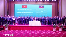 Việt Nam - Lào thắt chặt hợp tác quản lý, phát triển biên giới