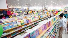 Đề xuất đưa sách giáo khoa vào nhóm hàng thiết yếu