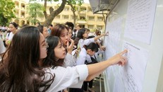 Điểm thi THPT năm 2018 thấp nhưng hầu hết các thí sinh vẫn đỗ tốt nghiệp.