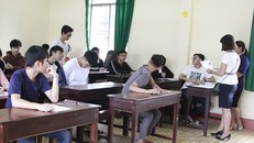 Các thí sinh tại Đắk Lắk trong kỳ thi THPT quốc gia 2018. (Ảnh: Trần Lộc)