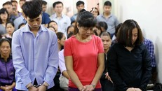 Hoãn phiên tòa phúc thẩm vụ cháy quán karaoke khiến 13 người thiệt mạng