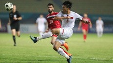 Văn Hậu trong trận tứ kết gặp đội tuyển Syria. (Ảnh: Lâm Thỏa)