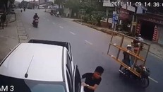 Tài xế ngủ gật, ô tô lao tự do trên đường gây tai nạn