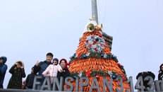 Du khách đổ lên Fansipan chiêm ngưỡng 'cây thông Noel đẹp nhất châu Âu'