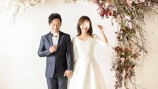 Hé lộ hình ảnh hiếm hoi trong lễ cưới của rapper Tiến Đạt và vợ 9X