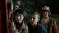 ‘Stranger Things’ hé lộ poster mùa 3, dự kiến ‘đại náo’ màn ảnh nhỏ mùa hè 2019